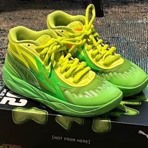Lamelo MB.02 Puma Nickelodeon Slime- Size 6 grade school